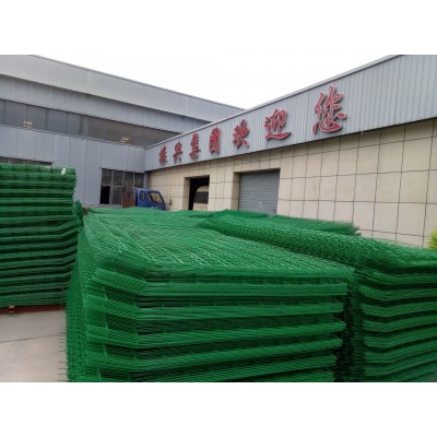 桂林双边丝护栏网 无框架网片 绿色浸塑隔离围网隔离栅量大优惠