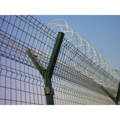 洛阳机场护栏网 刺绳隔离栅 浸塑刀刺防护网 量大优惠