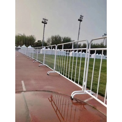 北京铁马护栏一米栏一米线隔离带警戒杆礼宾杆出租