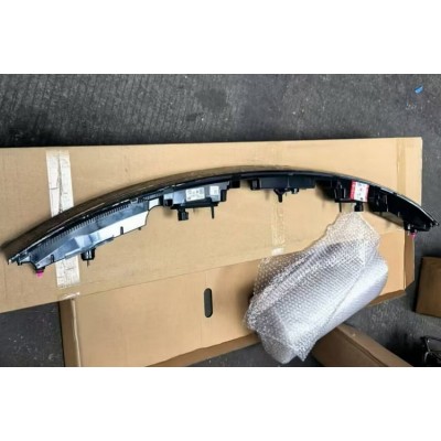路虎新款揽胜尾中灯 饰条 车门 冷疑器 空调管