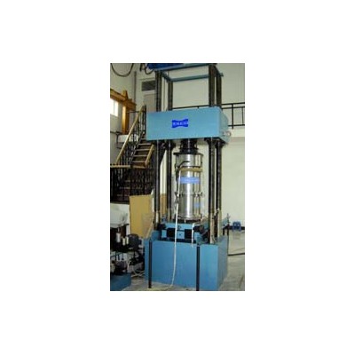 电液伺服控制粗颗粒土高压动静三轴试验系统