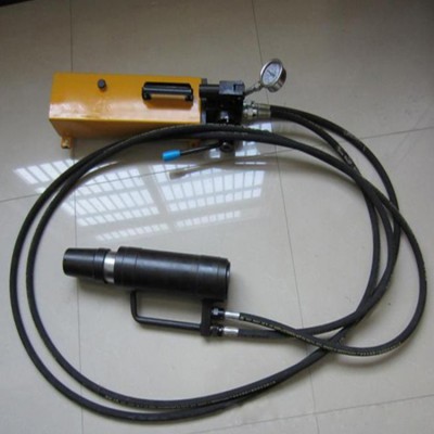 MS22-300/60型锚索张拉机具适合各煤矿井下作业