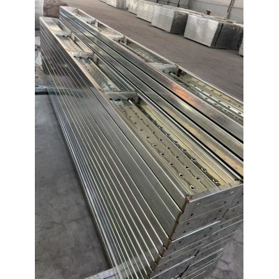 任丘鑫汇钢跳板，镀锌钢跳板，热镀锌钢踏板，脚手架钢跳板