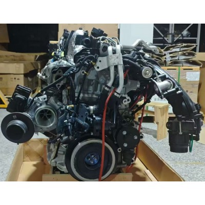 宝马B57发动机 节气门 涨紧轮 中冷器 水泵